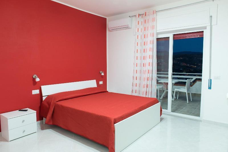 Villa Milena Apartments & Rooms Agropoli Exterior photo