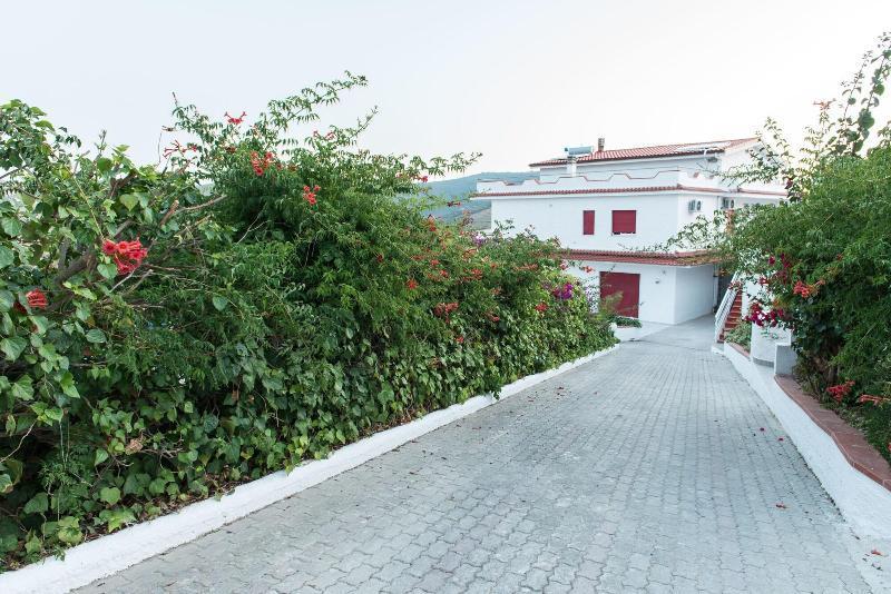 Villa Milena Apartments & Rooms Agropoli Exterior photo